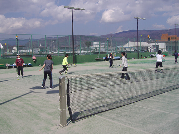 テニス教室（託児付き）（4月～6月）